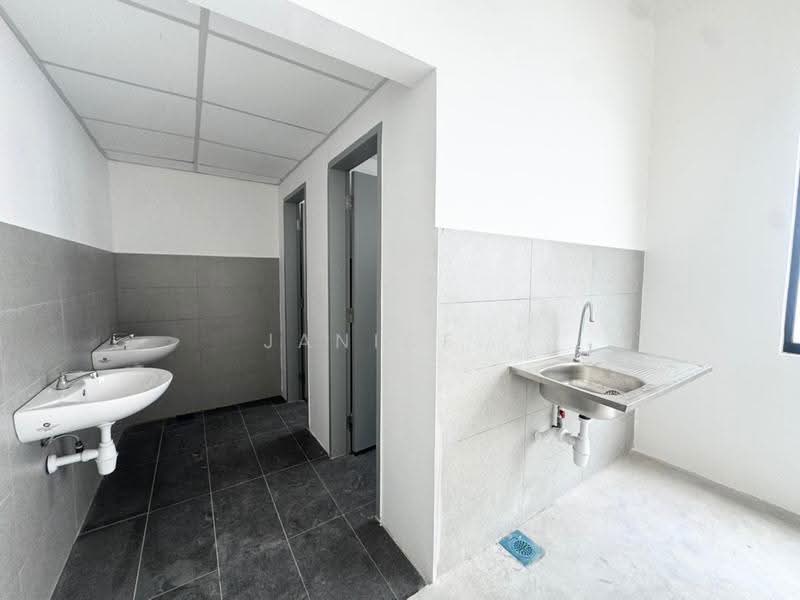 Shop / Office untuk Disewa di Austin Crest (Johor Bahru) - Janice . - PropertyGuru.com.my