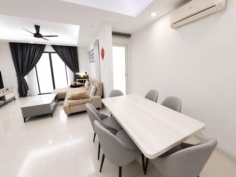 Kondominium untuk Dijual di Nadia Parkfront - Echo Ng - Living Room - PropertyGuru.com.my