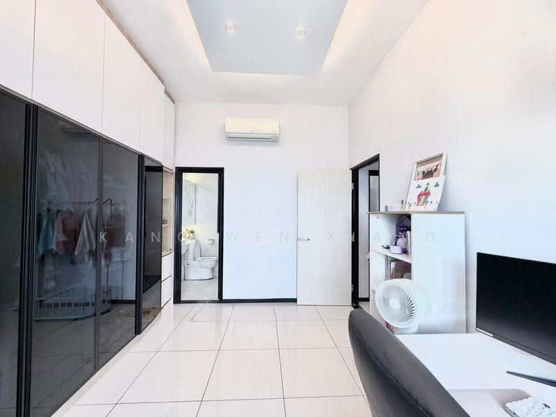 Service Residence for Sale at 8Scape Residence @ Sutera - Kang Wen Xiang - PropertyGuru.com.my