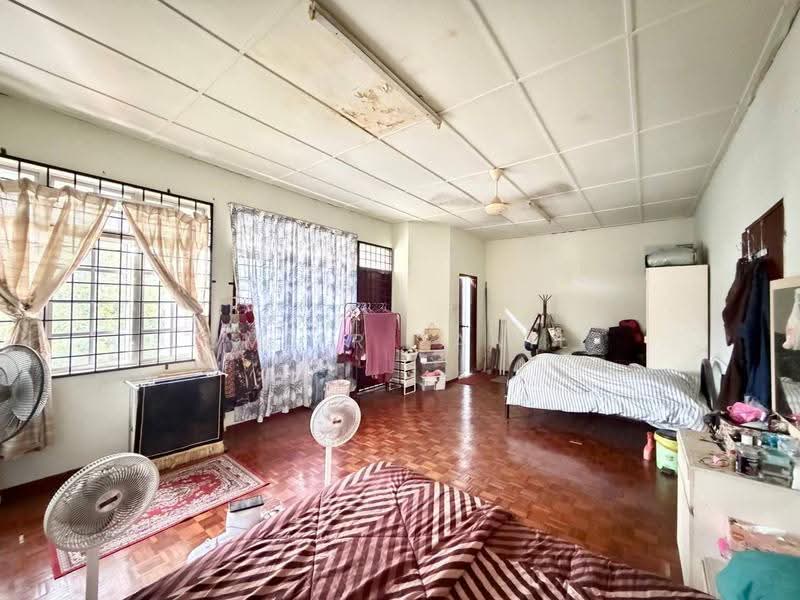 Rumah Berkembar untuk Dijual di Taman Perling (Perling) - UMAIR ZANIL - Bedroom - PropertyGuru.com.my