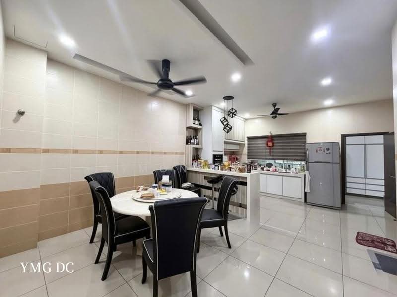 Semi-Detached House for Sale in Taman Sri Andalas (Klang) - Raymond Choo - Kitchen - PropertyGuru.com.my
