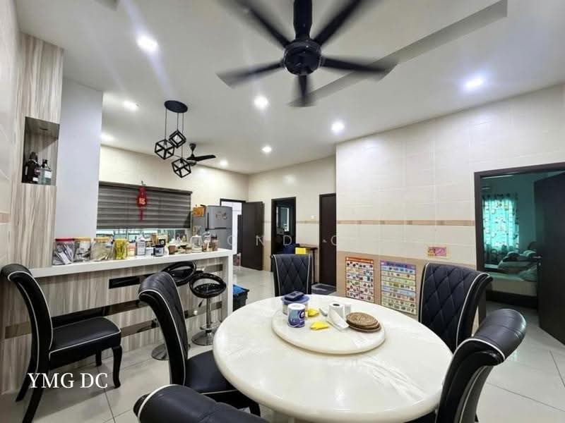 Semi-Detached House for Sale in Taman Sri Andalas (Klang) - Raymond Choo - Dining Room - PropertyGuru.com.my
