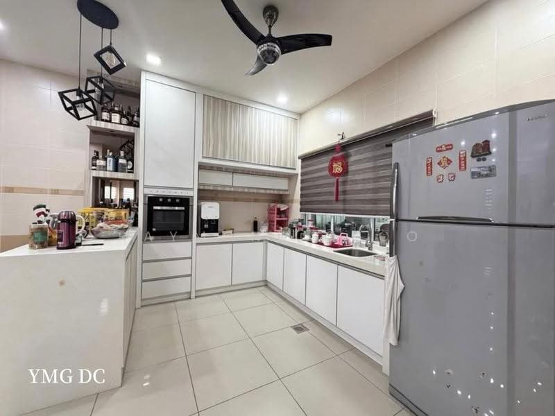 Semi-Detached House for Sale in Taman Sri Andalas (Klang) - Raymond Choo - Kitchen - PropertyGuru.com.my