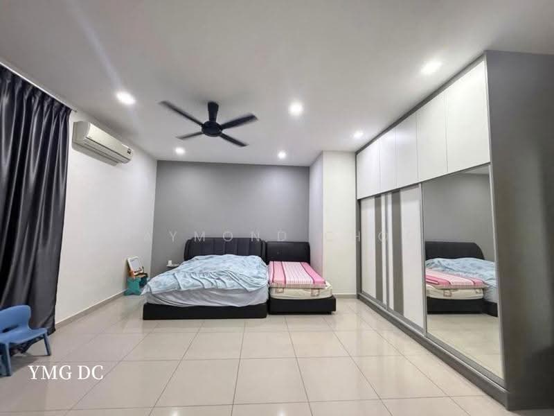 Semi-Detached House for Sale in Taman Sri Andalas (Klang) - Raymond Choo - Bedroom - PropertyGuru.com.my