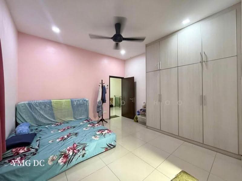 Semi-Detached House for Sale in Taman Sri Andalas (Klang) - Raymond Choo - Bedroom - PropertyGuru.com.my