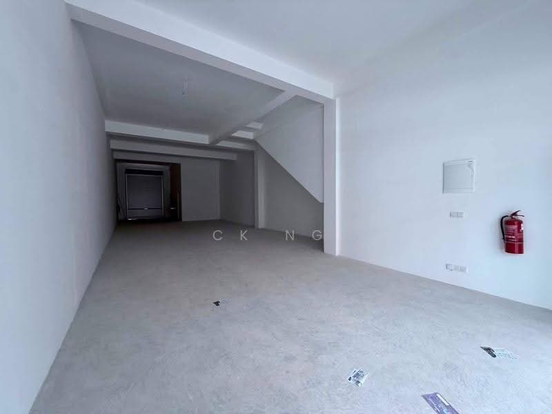 Shop / Office for Sale in Bandar Baru Permas Jaya (Permas Jaya) - CK Ng - Interior - PropertyGuru.com.my
