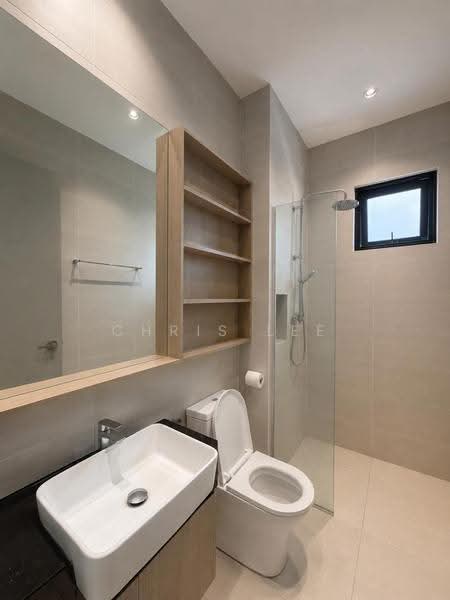 Semi-Detached House for Sale in Telok Panglima Garang (Selangor) - Chris Lee - Bathroom - PropertyGuru.com.my