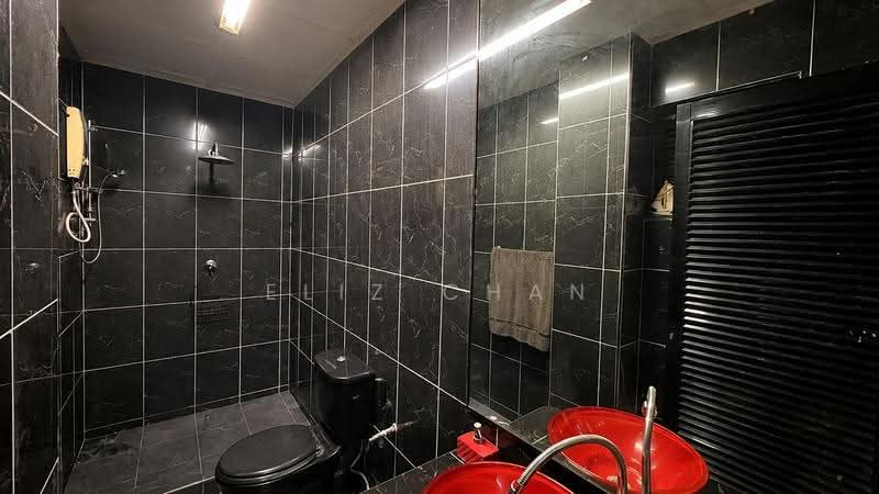 Rumah Teres 2-Tingkat untuk Dijual di Bandar Sri Damansara (Selangor) - Eliz Chan - Bathroom - PropertyGuru.com.my