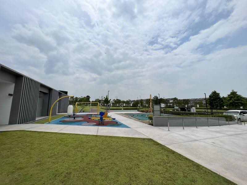 Rumah Berkembar untuk Dijual di Eco Sanctuary (Telok Panglima Garang) - Chris Lee - Exterior - PropertyGuru.com.my