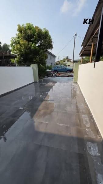2-storey Terraced House for Sale in Taman Menara Maju (Klang) - KH Chong - Exterior - PropertyGuru.com.my