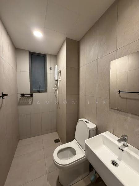 Kediaman Servis untuk Disewa di Kenwingston Platz - Samson Lee - Bathroom - PropertyGuru.com.my