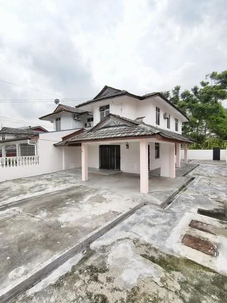 Bungalow House untuk Dijual di Taman Kempas Indah (Tebrau) - Bee Bee - PropertyGuru.com.my
