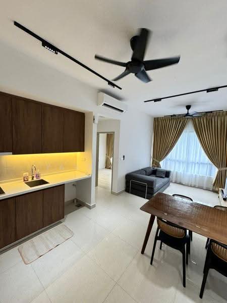Service Residence for Sale at Quinn Residence - Yanny Siow - Kitchen - PropertyGuru.com.my