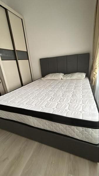 Service Residence for Sale at Quinn Residence - Yanny Siow - Bedroom - PropertyGuru.com.my