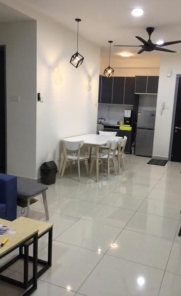 Kediaman Servis untuk Dijual di KL Traders Square - Alyshia Teo - Dining Room - PropertyGuru.com.my