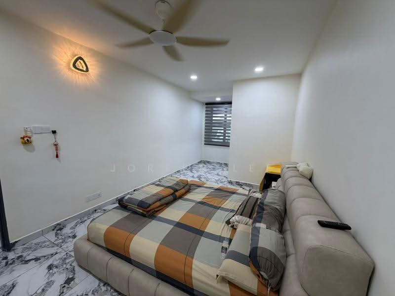 Rumah Teres 1.5-Tingkat untuk Dijual di Taman Perling (Perling) - Joreen Lee - PropertyGuru.com.my