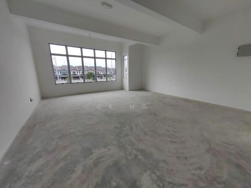 Shop / Office for Sale in Austin Crest (Johor Bahru) - CK Ng - Interior - PropertyGuru.com.my