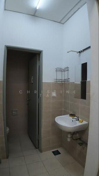 Shop / Office for Rent in Shah Alam (Selangor) - Christine Tan - Bathroom - PropertyGuru.com.my