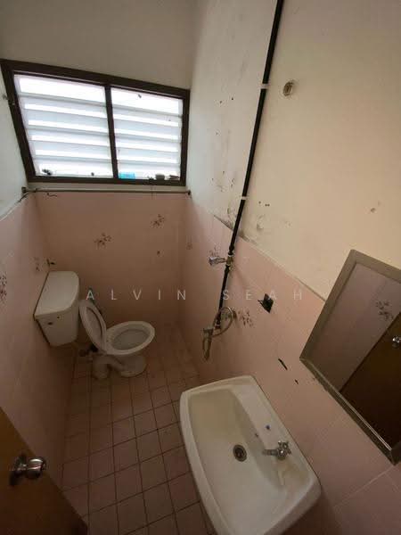 Rumah Bandar untuk Dijual di Taman Midah (Cheras) - Alvin Seah - Bathroom - PropertyGuru.com.my