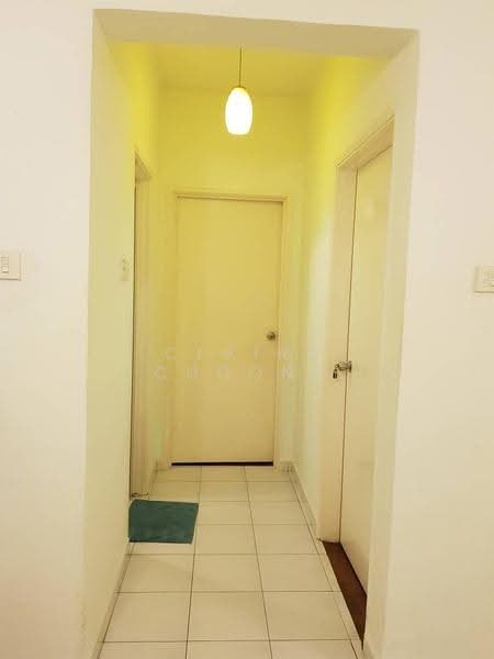 Pangsapuri untuk Dijual di Anjung Hijau (Greenfields) - Claire Choong - Corridor - PropertyGuru.com.my