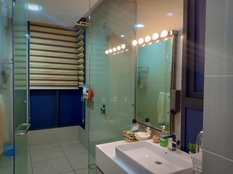 Kondominium untuk Dijual di Platinum Lake PV 20 - Bruce . - Bathroom - PropertyGuru.com.my