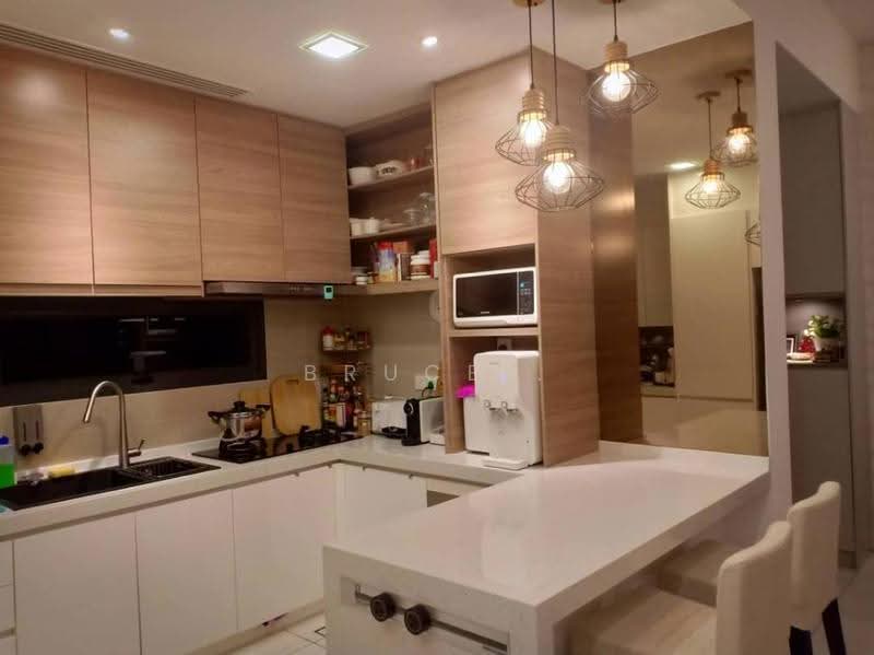 Kondominium untuk Dijual di Platinum Lake PV 20 - Bruce . - Kitchen - PropertyGuru.com.my