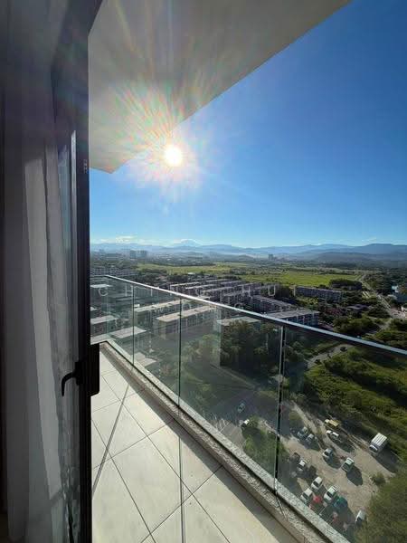 Kediaman Servis untuk Disewa di K Avenue - Ching Hui Wong - Balcony - PropertyGuru.com.my
