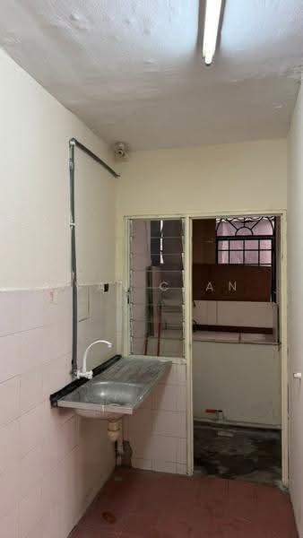 Apartment for Sale at Apartment Harmoni - Evan Chan - Kitchen - PropertyGuru.com.my