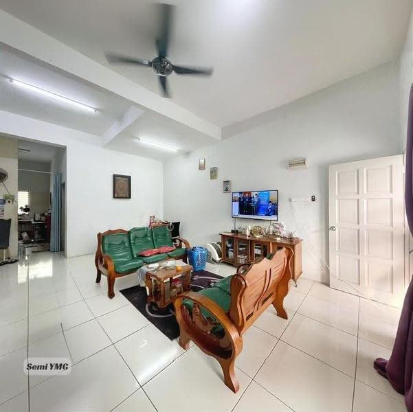 2-storey Terraced House for Sale in Taman Sentosa (Klang) - Raymond Choo - Living Room - PropertyGuru.com.my