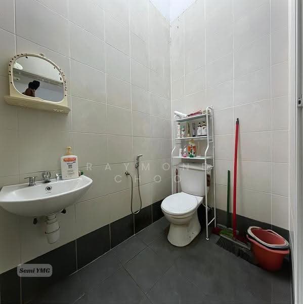 2-storey Terraced House for Sale in Taman Sentosa (Klang) - Raymond Choo - Bathroom - PropertyGuru.com.my