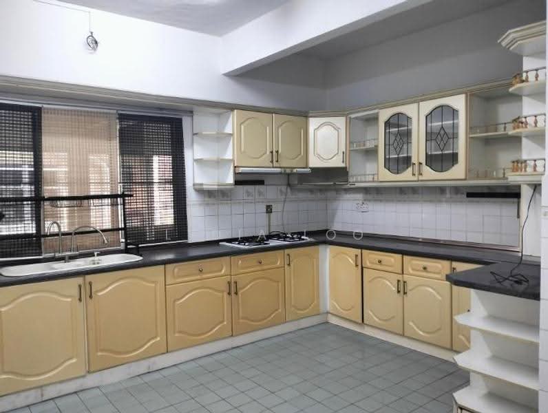 Rumah Teres untuk Disewa di Usj 4 (Subang Jaya) - Lydia Loo - Kitchen - PropertyGuru.com.my