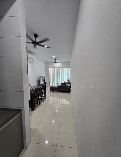 Condominium for Sale at The Valley Residences @ SkySierra - Yanny Siow - Living Room - PropertyGuru.com.my