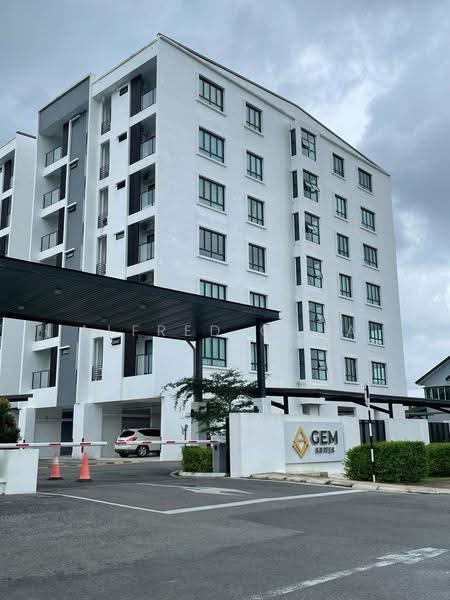 Kediaman Servis untuk Dijual di Gem Suites - Alfred Chua - Exterior - PropertyGuru.com.my