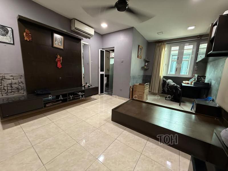 Rumah Berkembar untuk Dijual di Bandar Bukit Tinggi 2 (Klang) - Raymond Choo - Living Room - PropertyGuru.com.my