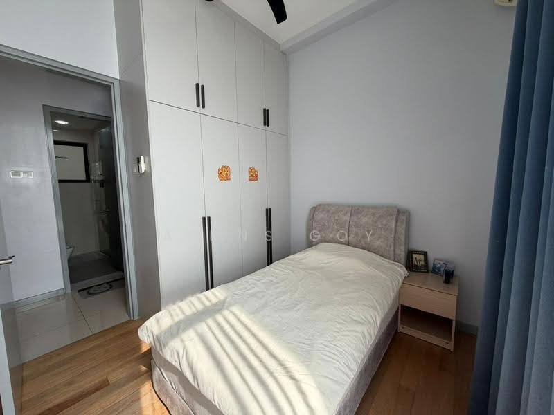 Condominium for Sale at Waltz Residences - Aimns Goy - Bedroom - PropertyGuru.com.my