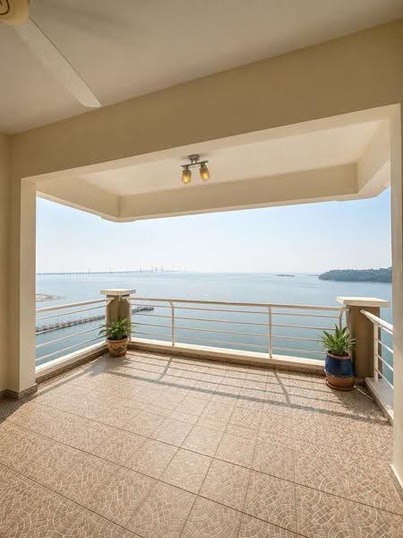 Kondominium untuk Dijual di Putra Marine Resort - KK Kwok - Balcony - PropertyGuru.com.my
