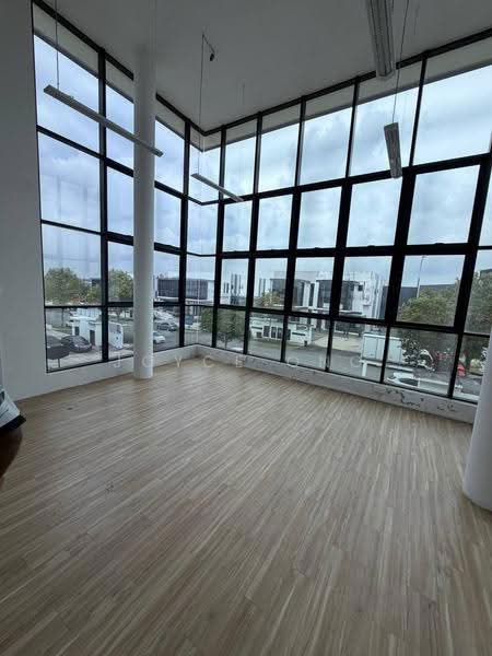 Gudang untuk Disewa di Eco Business Park 2 Senai (Senai) - Joyce Ong - Interior - PropertyGuru.com.my