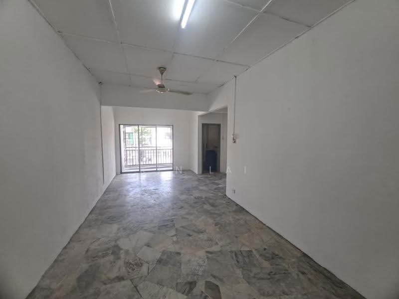 Pangsapuri untuk Disewa di Prima Selayang - Ken Lai - Living Room - PropertyGuru.com.my