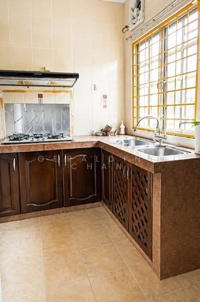 2-storey Terraced House for Rent in Bandar Bukit Puchong (Puchong) - Geraldine Chan - Kitchen - PropertyGuru.com.my