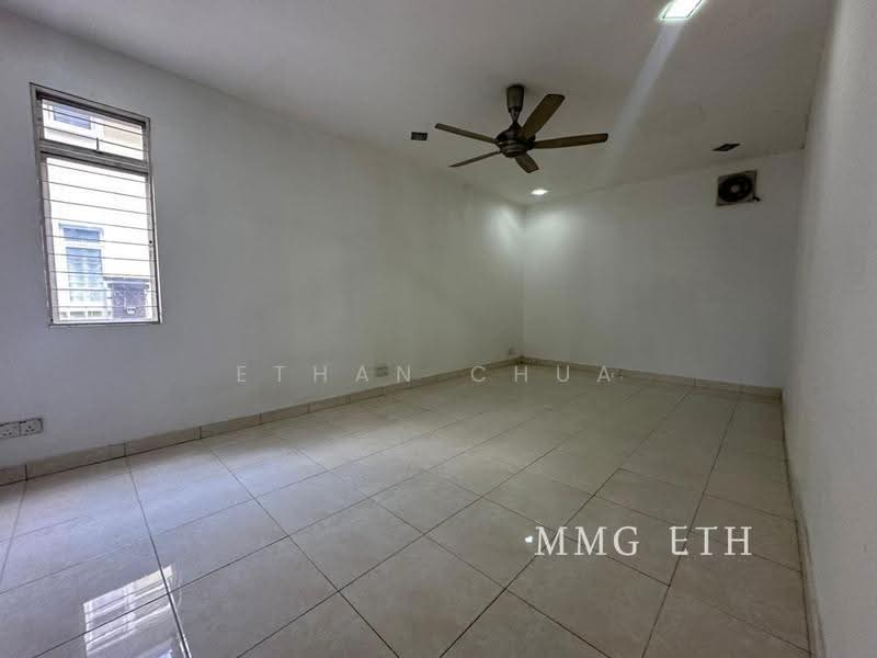Link Bungalow for Sale in Taman Aman Perdana (Kapar) - Ethan Chua - Interior - PropertyGuru.com.my