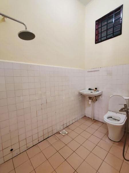 Rumah Teres 1-Tingkat untuk Dijual di Skudai (Johor) - Roslina Binti Kassim - Bathroom - PropertyGuru.com.my