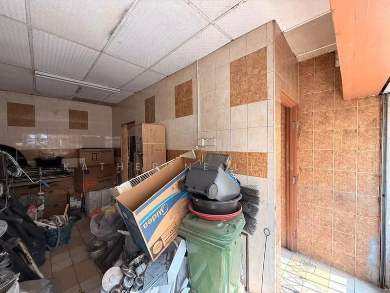 Kedai untuk Disewa di Rawang (Selangor) - Katherine Leong - Interior - PropertyGuru.com.my