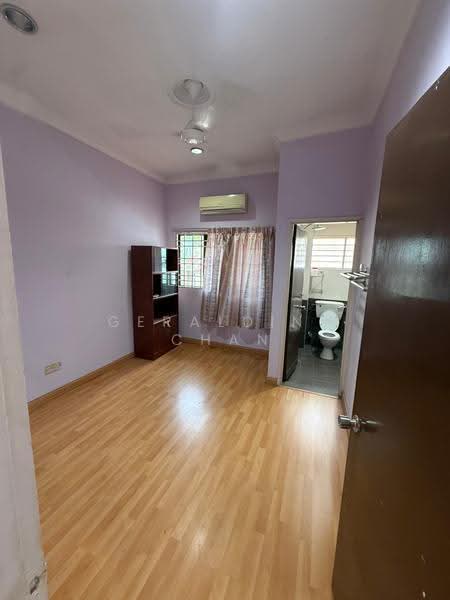 2-storey Terraced House for Rent in SS18 (Subang Jaya) - Geraldine Chan - Bathroom - PropertyGuru.com.my