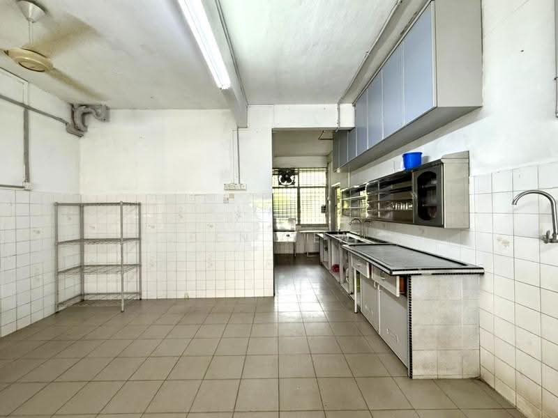 Shop for Rent in Sungai Ara (Penang) - Ben Hew - Kitchen - PropertyGuru.com.my