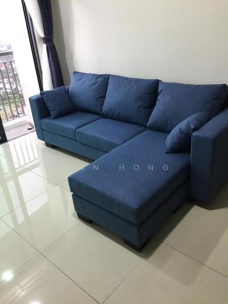 Kediaman Servis untuk Dijual di KL Traders Square - Alan Hong - Living Room - PropertyGuru.com.my