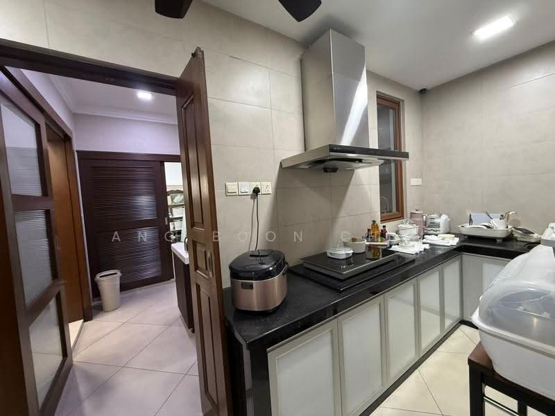Link Bungalow for Sale in Austin Heights (Tebrau) - Ang Boon Chai - Kitchen - PropertyGuru.com.my