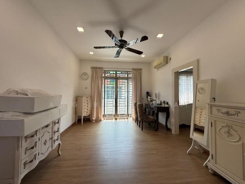 Link Bungalow for Sale in Austin Heights (Tebrau) - Ang Boon Chai - Bedroom - PropertyGuru.com.my