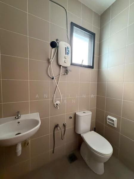 Terraced House for Rent in Iskandar Puteri (Nusajaya) (Johor) - Angelina Tan - Bathroom - PropertyGuru.com.my