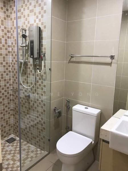 Service Residence for Sale at Icon Residenz 1 @ Icon City - Wayne Yong - Bathroom - PropertyGuru.com.my