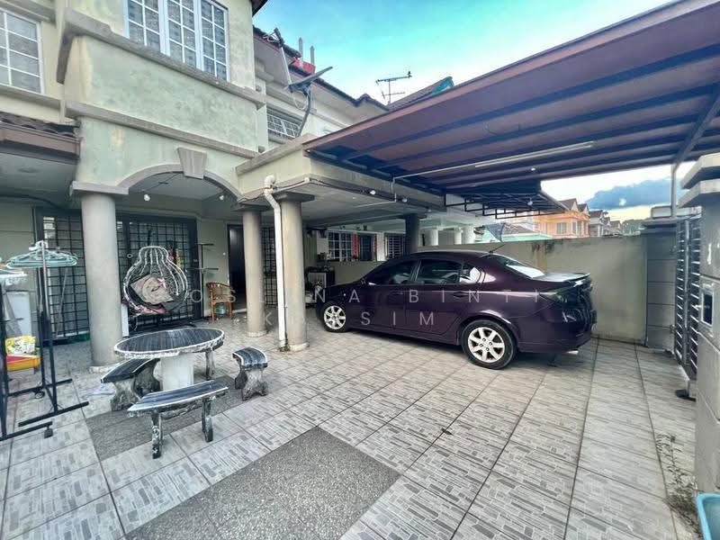2-storey Terraced House for Sale in Bandar Putra Kulai (Kulai) - Roslina Binti Kassim - Exterior - PropertyGuru.com.my